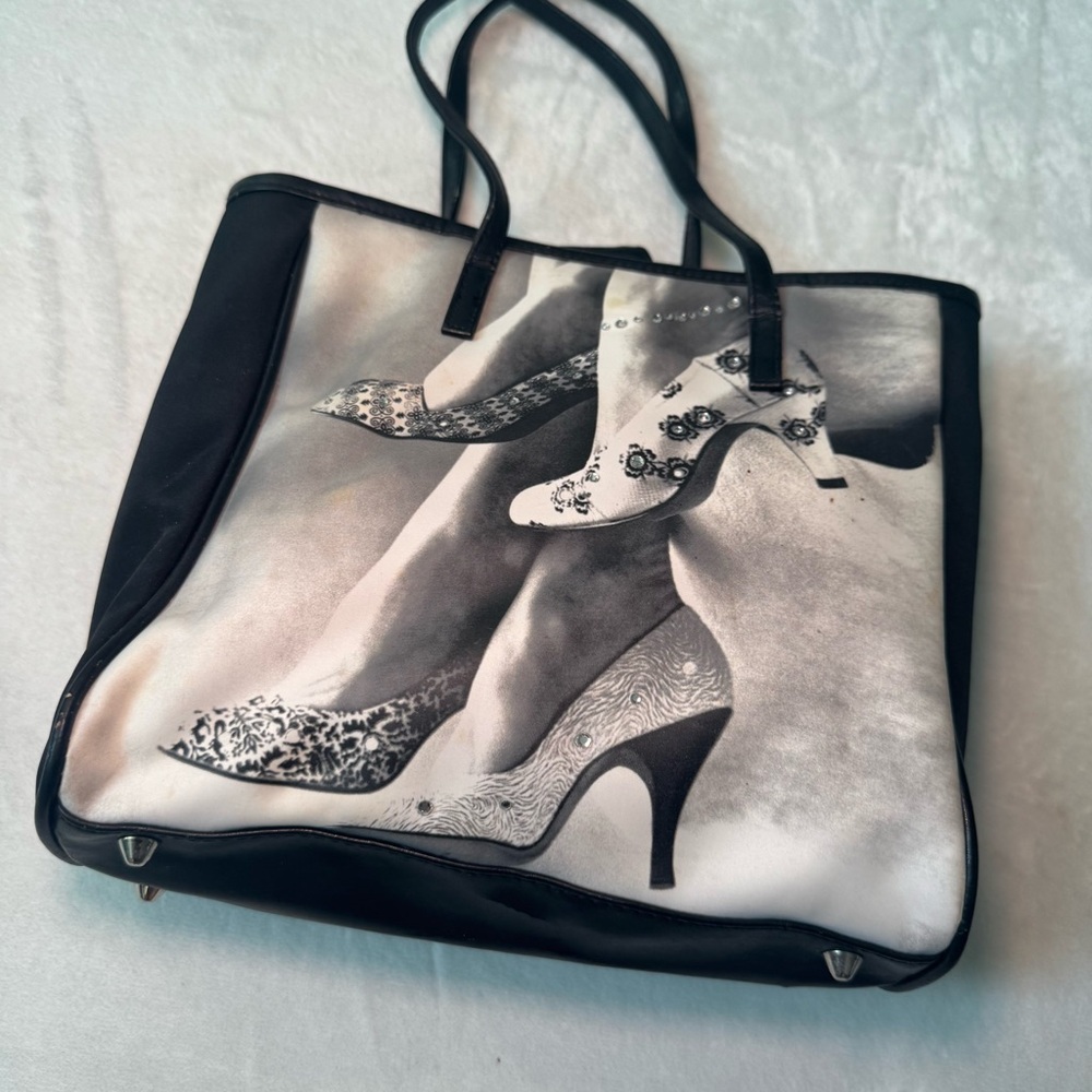 VTG 90s Y2K Glam Grunge Black and White Tote Bag with Sexy High Heels Design